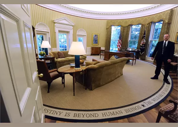 Us-Politics-White House-Oval Office