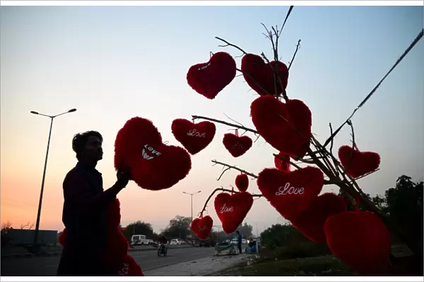 India-Economy-Valentines