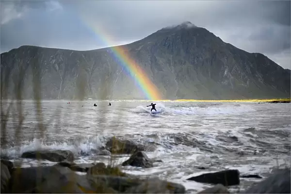 Surfing-Norway-Lofoten-Arctic Circle