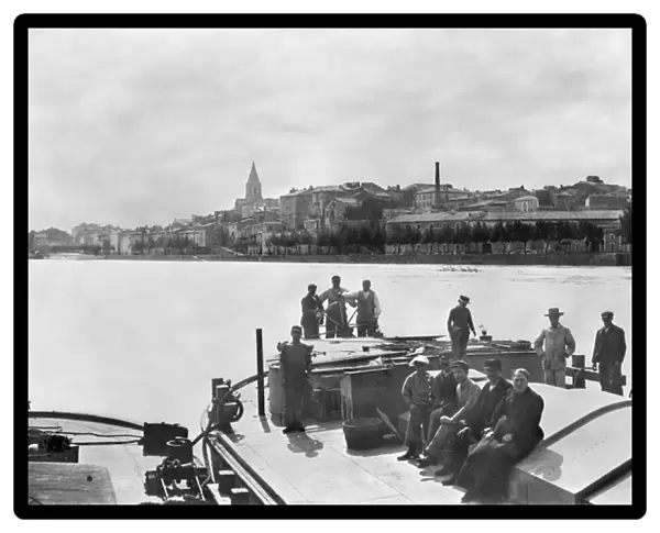Boatmen on the Rhone near Bourg Saint Andreal, early 20th century (b  /  w photo)