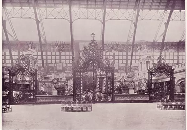 Chicago Worlds Fair, 1893: Wrought-Iron Fence enclosing Germanys Exhibit (b  /  w photo)