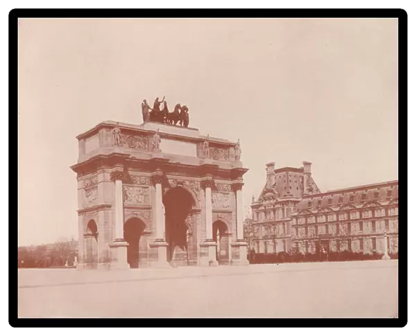 Paris: Arch of the Carrousel (b  /  w photo)