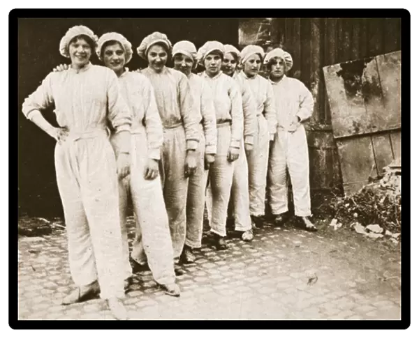 A picturesque group of women workers: maids in a mill in Nottingham