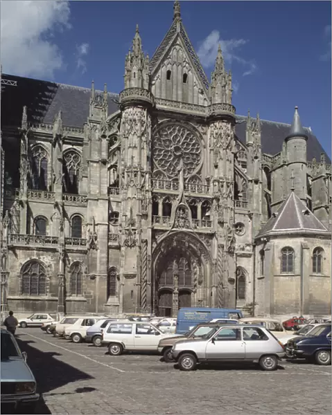 View of the cathedral Notre Dame, Senlis