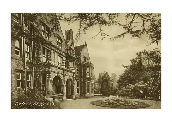 St Hildas College, Oxford (b  /  w photo)