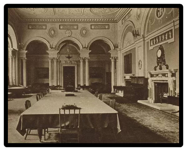 Court Room of the Bank of England (b  /  w photo)