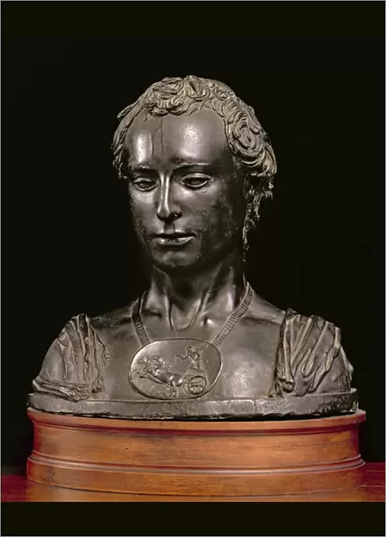 Bust of a gentleman (bronze)
