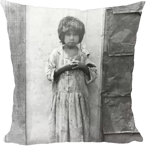 Girl in the 'Colonia de Bolsa', Mexico City, 1928 (b  /  w photo)