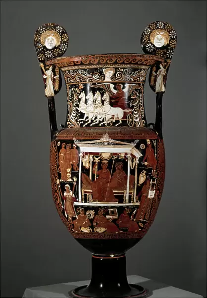 Apulian mascheron krater, in the center, in Naiskos, Hades and Persephone; on the neck