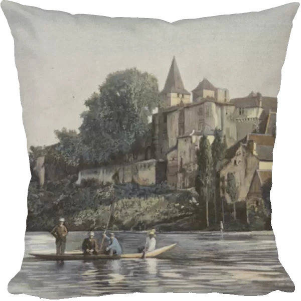 Carennac, Vue d ensemble de la ville sur la rive g du Lot (colour photo)