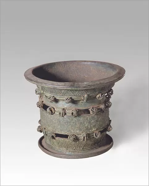 Bowl on stand, from Igbo-Ukwu, 9th - 10th century (leaded bronze)