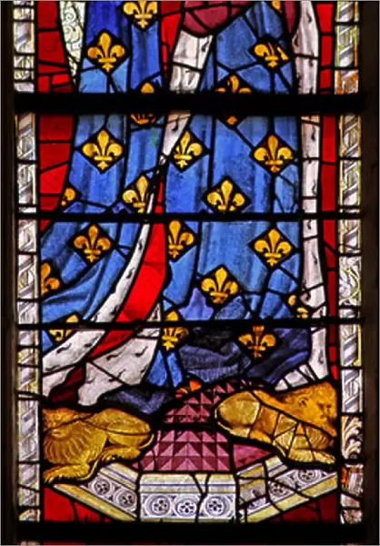 Window w4 depicting St Louis (stained glass)