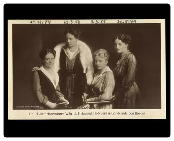 Ak I. K. H. Princesses Wiltrud, Helmtrud, Hildegard and Gundelinde of Bavaria (b  /  w photo)