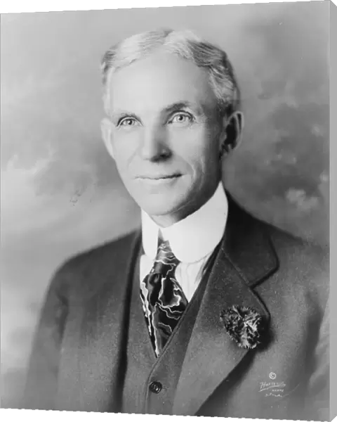 Henry Ford, 1919 (b  /  w photo)
