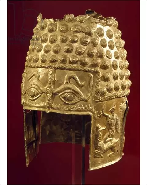 Romanian art: gold helmet from the treasure of Sacochul hare. Late bronze era. Romania