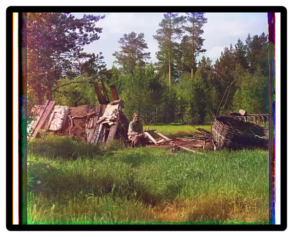 Settlers hut, Ural Mountains Region, Russia, 1912 (photo)