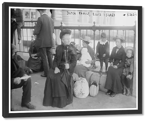 Dutch family, Ellis Island, c. 1915 (b  /  w photo)