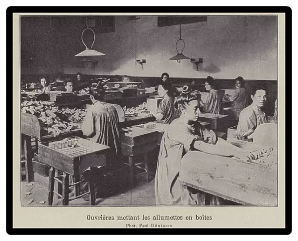 Women workers packing matches into matchboxes (b  /  w photo)