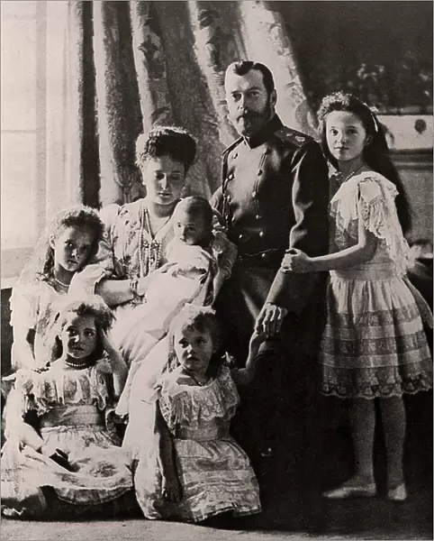 Family of Tsar Nicholas II of Russia photographed in 1905 (b / w photo)