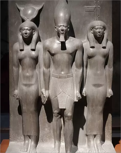 Mykerinos triad framed by 2 goddesses, 2400 BC (sculpture)