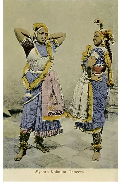 Two Mysore Kolatum dancers