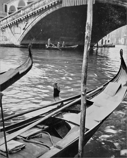 Gondolas at Rialto Bridge, Venice