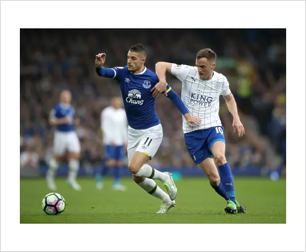 Everton vs Leicester City: Intense Battle for Possession at Goodison Park