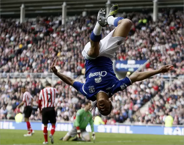 Steven Pienaar's Thrilling Goal Celebration: Everton's First Win at Sunderland in 08 / 09 Premier League