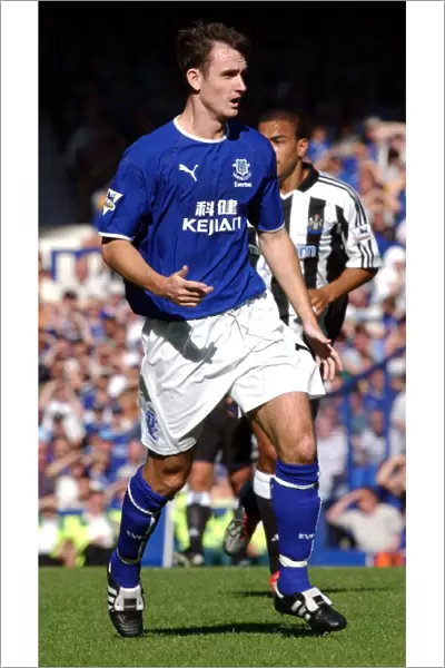 Soccer - FA Barclaycard Premiership - Everton v Newcastle United