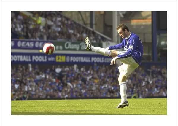 Everton v Charlton Athletic James McFadden shoots at goal