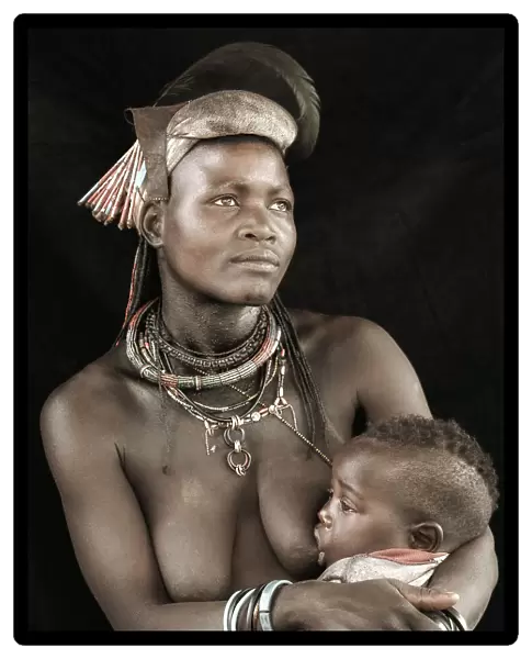 OmuHakaona Mom and Baby