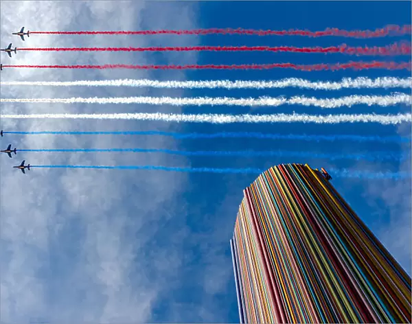 Multi-Coloured Lines