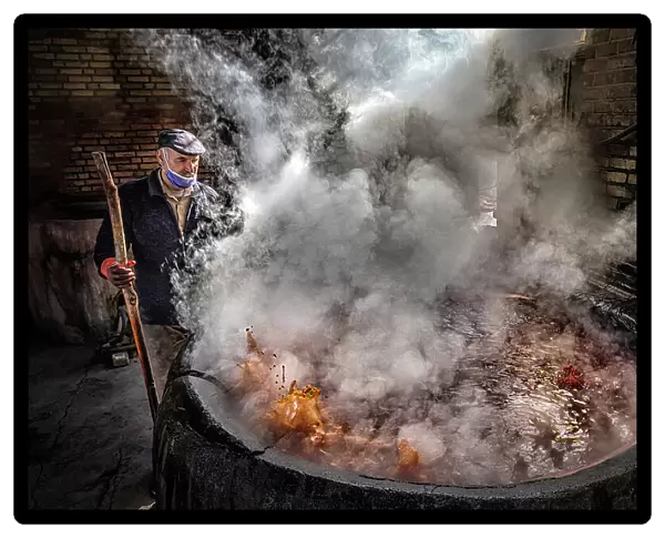 Boiling. Mohammadreza Momeni