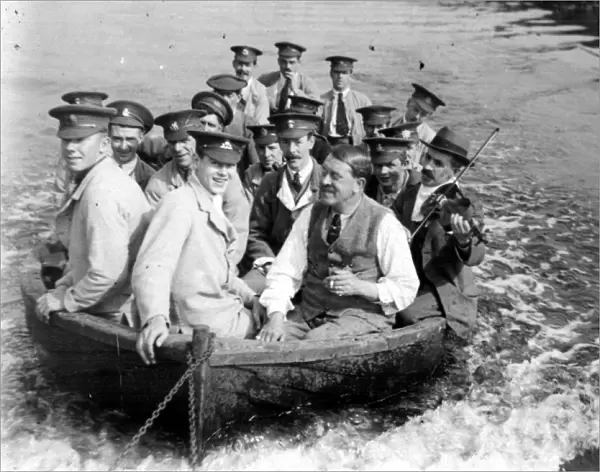 Members of the Waltonian Angling Society entertaining wounded soldiers from 3rd Northern General Hospital, World War I