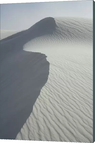 Ripples and ridges in the sands of White Sands National Monument, Chihuahuan Desert, New Mexico, USA