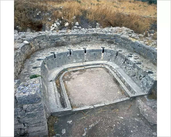 Roman latrine from Tunisia, c. 3rd century BC