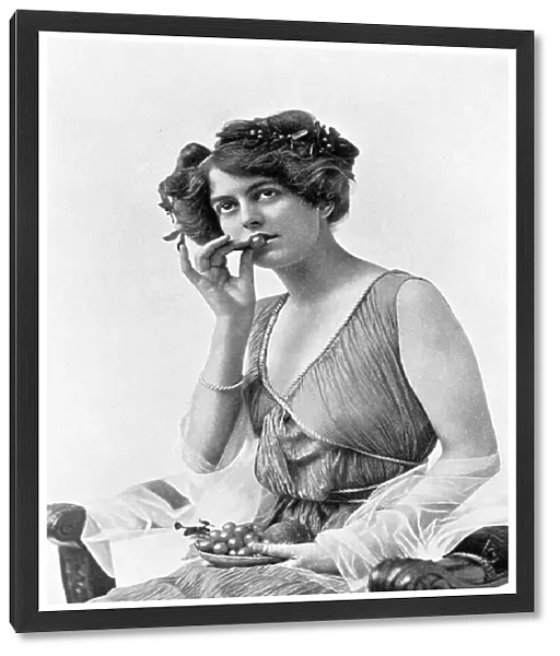 Irene Warren, 1908-1909. Artist: Alfred Ellis & Walery