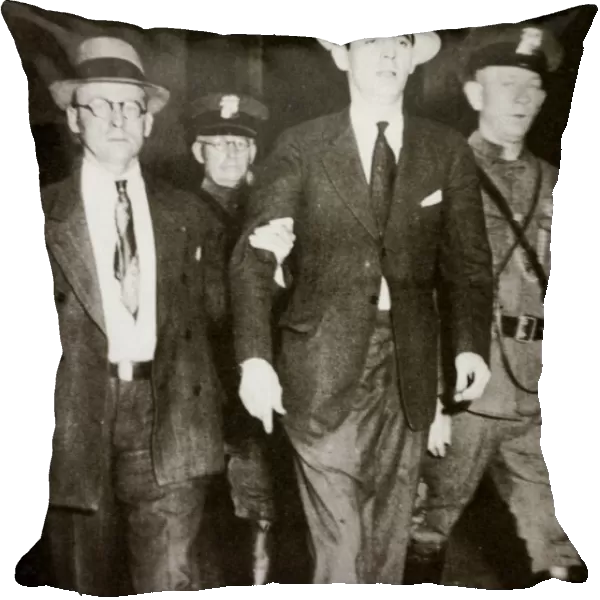 Jack Legs Diamond, temporarily in the hands of the law in Troy, New York, USA