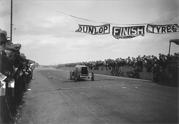 Leyland Eight of JG Parry-Thomas at the finish of the Southsea Speed Carnival, Hampshire