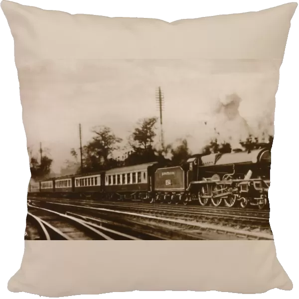 The Golden Arrow Service, Southern Railway, c1930. Creator: Unknown