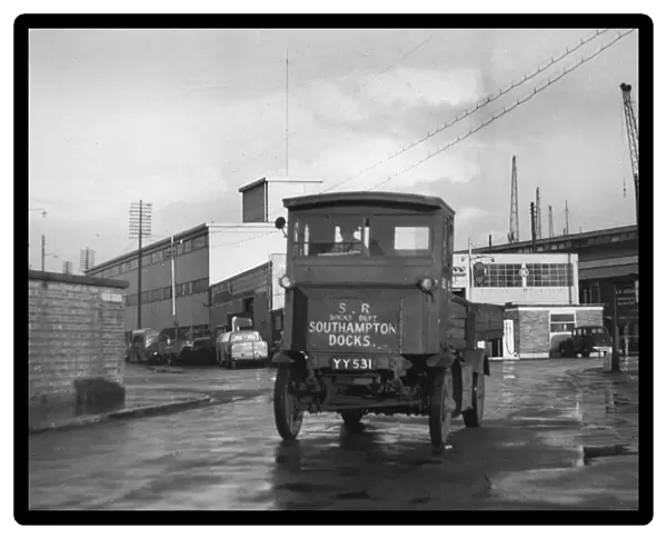 1919 Garrett electric truck at Southampton docks. Creator: Unknown