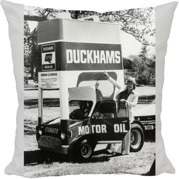 Duckhams Mini with tv personality Keith Chegwin 1978. Creator: Unknown