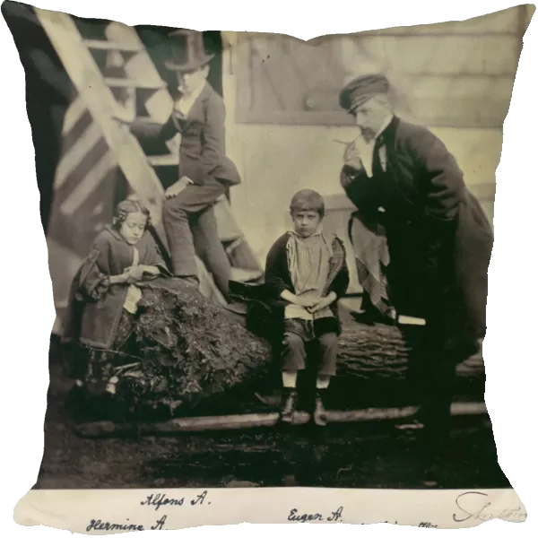 [Hermine, Alfons and Eugen Antoine and Mathias Housermann on a fallen tree]