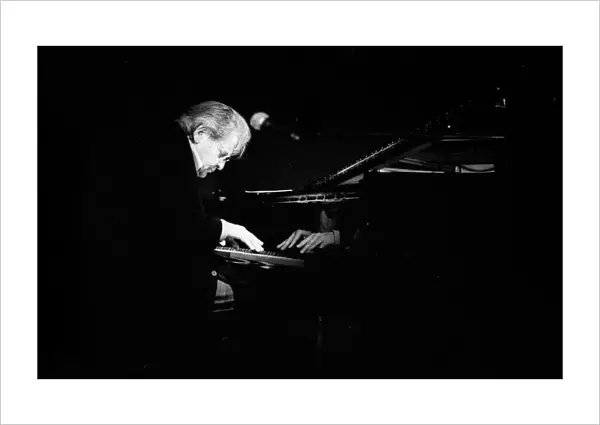 Stan Tracey, Pizza on the Park, London, 2  /  2000. Creator: Brian O Connor
