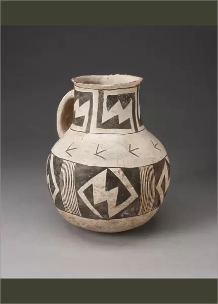 Pitcher with Stepped-Interlocking Motifs and Vertical Hatching, A. D. 950  /  1400