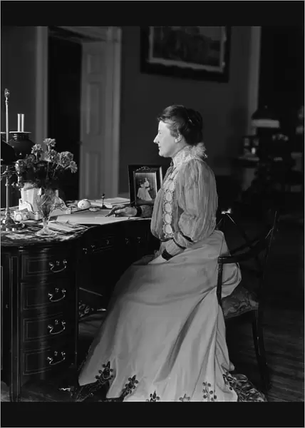 Roosevelt, Mrs. Theodore (Edith Kermit Carow), between 1890 and 1910. Creator: Unknown