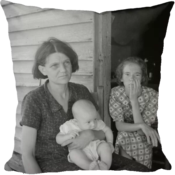 Landless family, Macon County, Georgia, 1937. Creator: Dorothea Lange