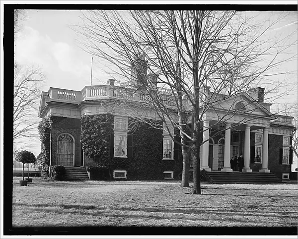 Monticello - portico, between 1914 and 1918. Creator: Harris & Ewing. Monticello - portico, between 1914 and 1918. Creator: Harris & Ewing