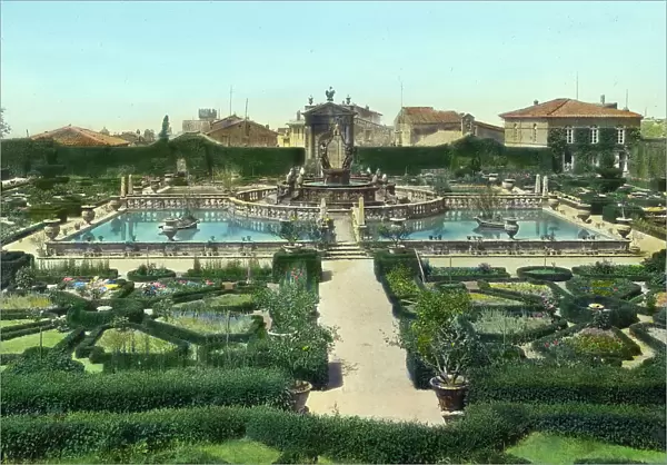 Villa Lante, Bagnaia, Lazio, Italy, 1925. Creator: Frances Benjamin Johnston