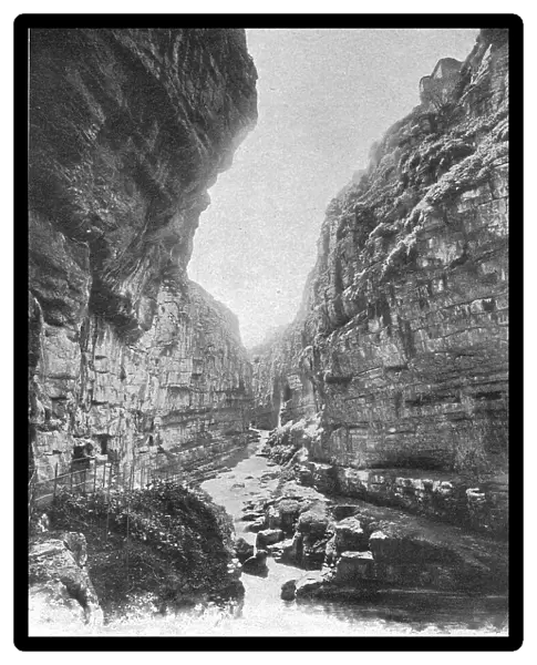 Entrée des Gorges du Rhumel; Afrique du nord, 1914. Creator: Unknown